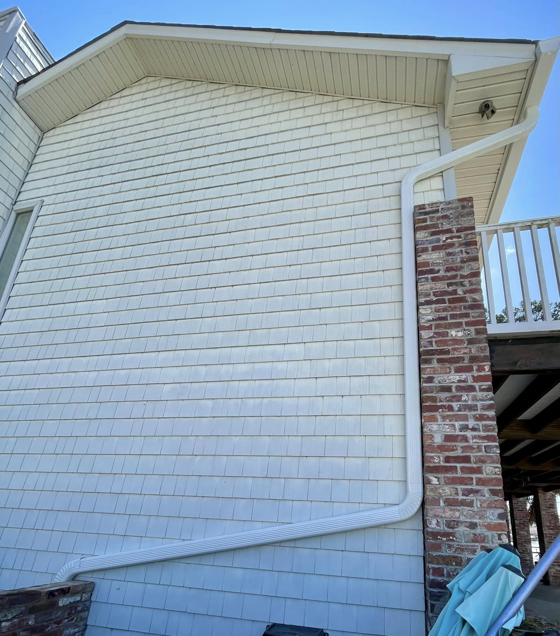 Gutter installation project — South Carolina home